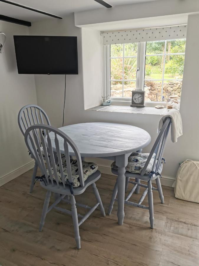 Captivating Isolde Cottage With Pool Near St Ives Camborne Exterior foto